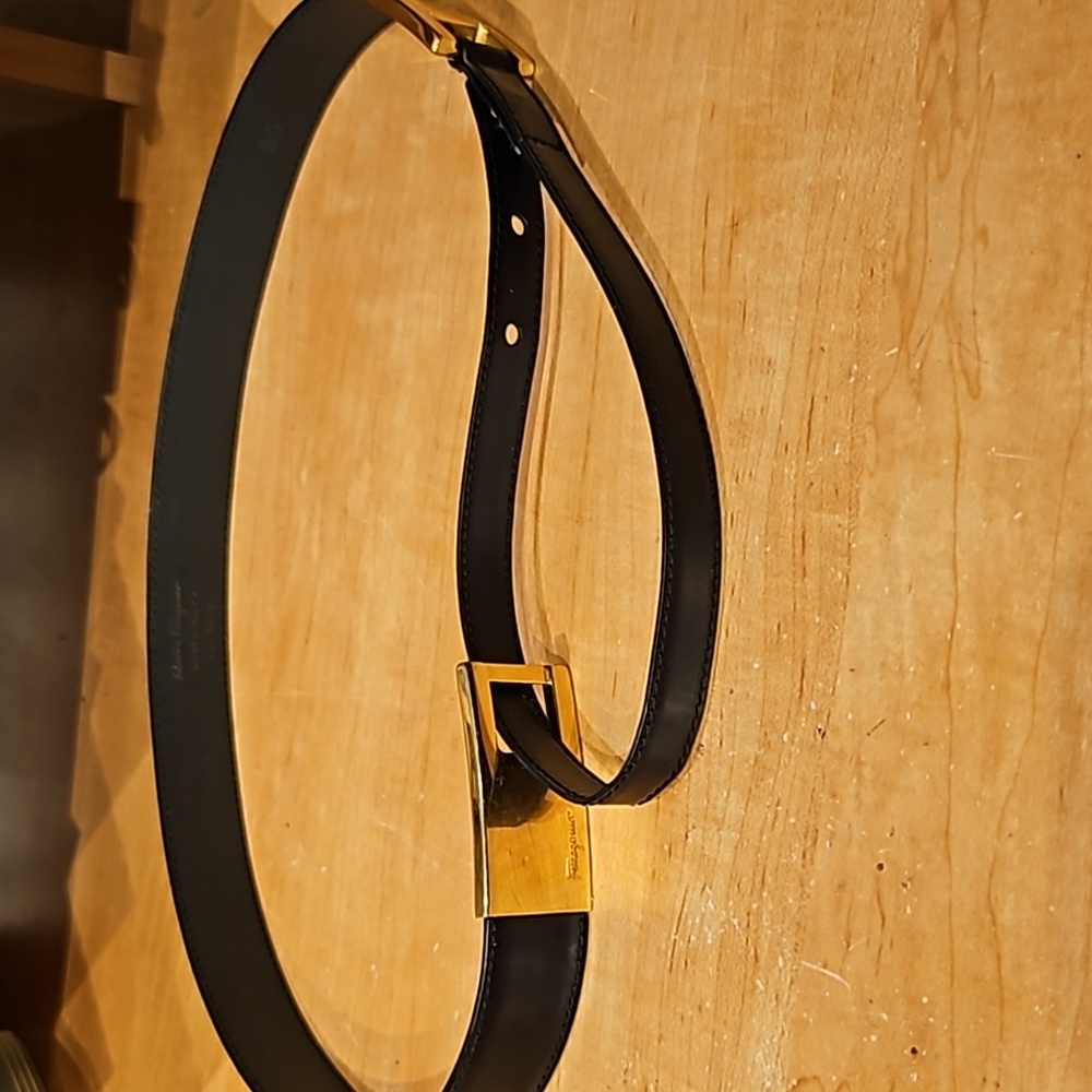 Ferragamo Womens black belt